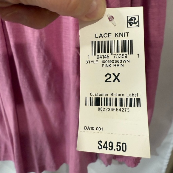 Style &‎ Co Women Lace Top Embroidered Sheer Yoke Split Neckline Pink Size 2X - Picture 7 of 11